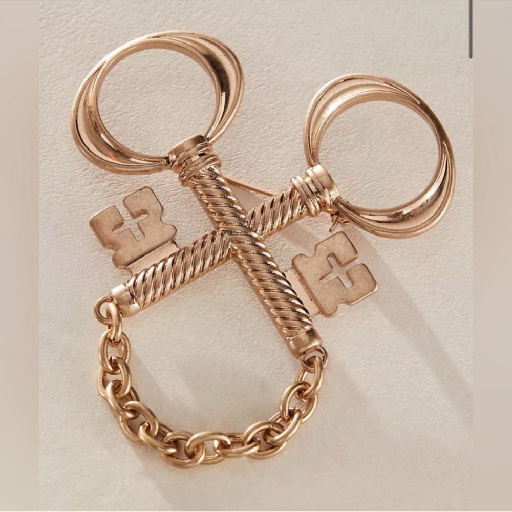 NWT Free People Unlock Your Love Brooch - Picture 1 of 1